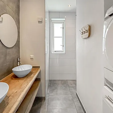 Casa vacanze 3 Bedroom Lovely In *